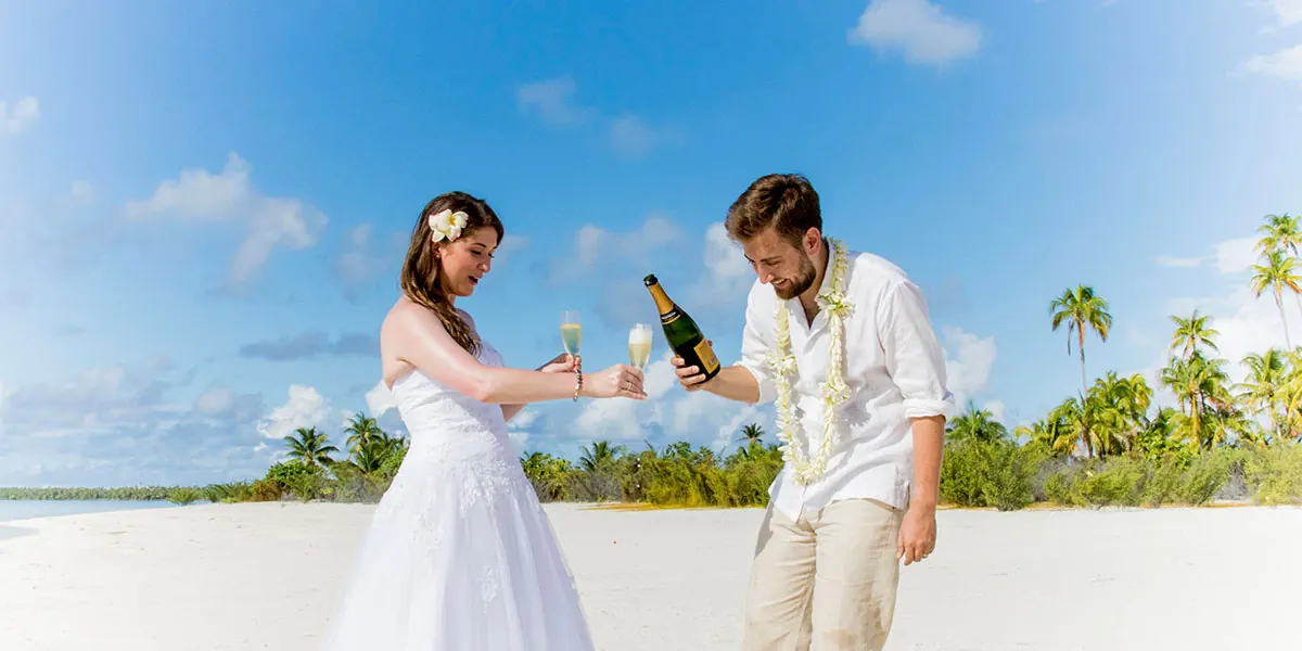 A heavenly Wedding on Tupai – Jaclyn & Luke (2)