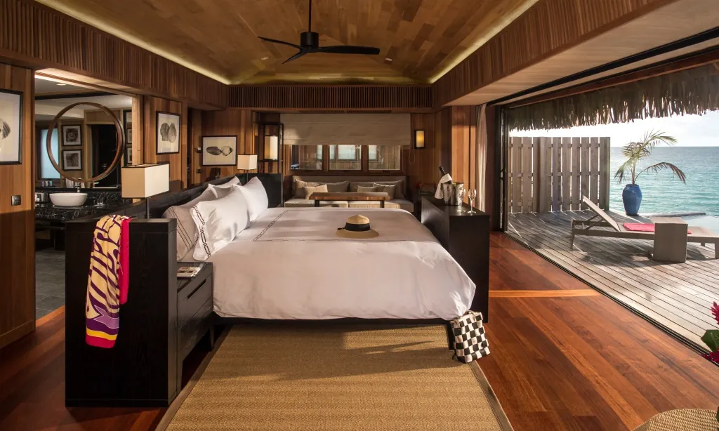 Conrad Bora Bora Nui – Deluxe Overwater Villa (2)