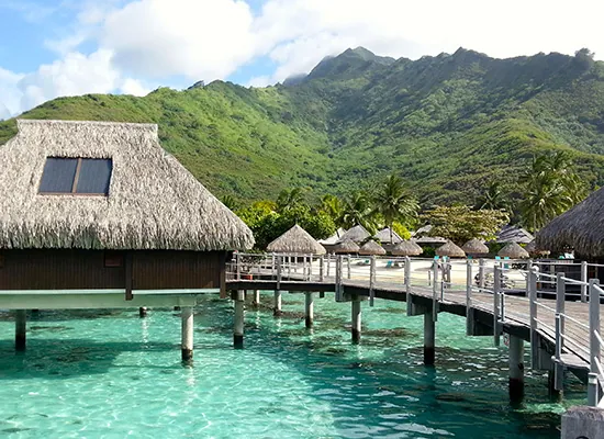 Hilton Moorea Lagoon Resort & Spa – Overwater Bungalow (5)