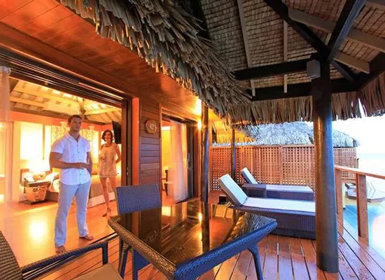 Hotel Kia Ora Resort & Spa – Overwater Bungalow (4)