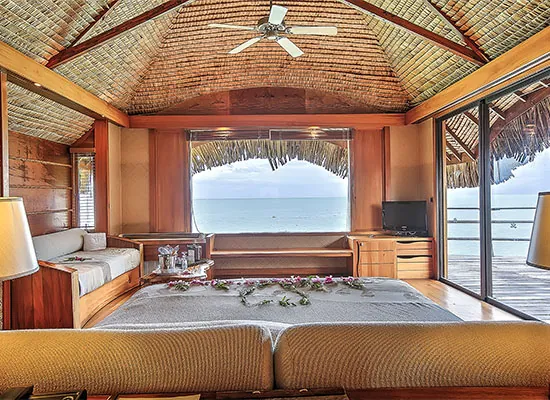 Le Taha'a by Pearl Resorts – End of Pontoon Overwater Suite (7)