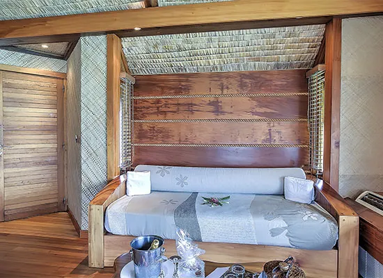 Le Taha'a by Pearl Resorts – Taha'a Premium Overwater Suite (5)