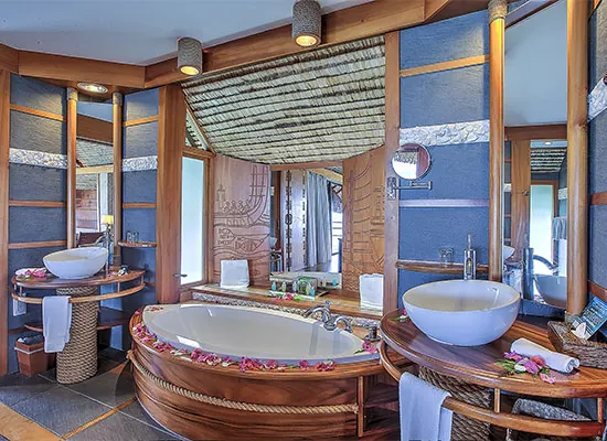 Le Taha'a by Pearl Resorts – Sunset Overwater Suite (4)