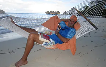 Louise & Mitch in French Polynesia