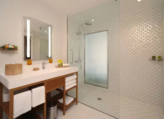 Hilton Hotel Tahiti – Ocean View Room (3)
