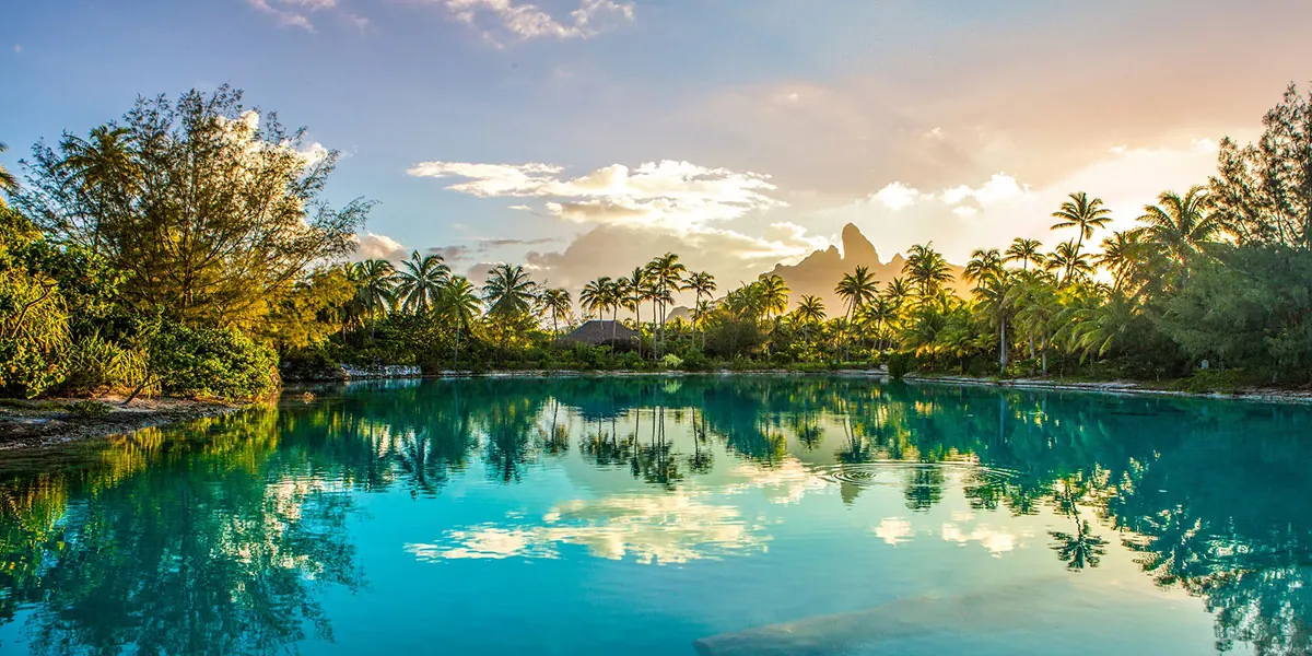 Bora Bora – The St. Regis Bora Bora Resort (8)